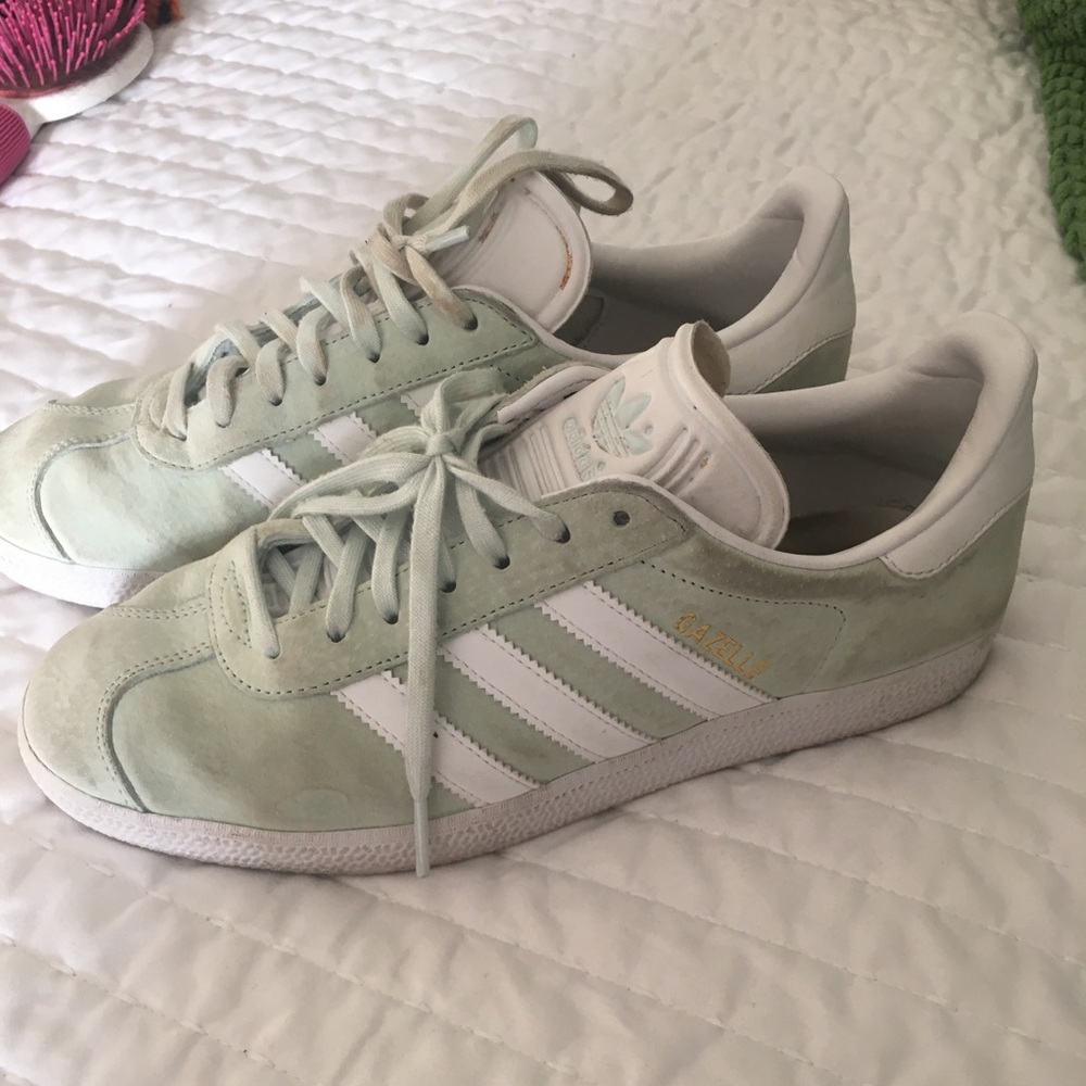 adidas mint gazelle